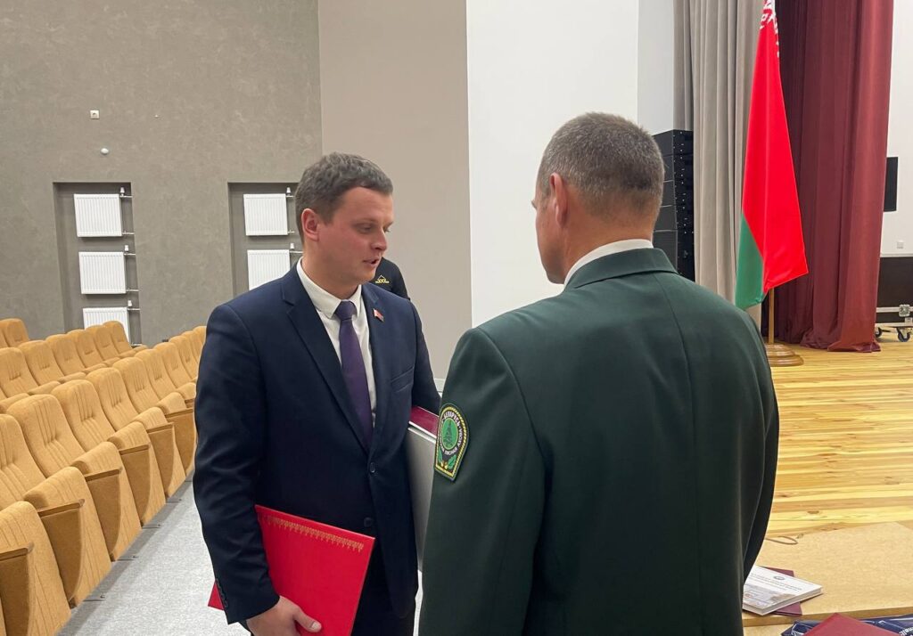 photo_5210968479350066676_y