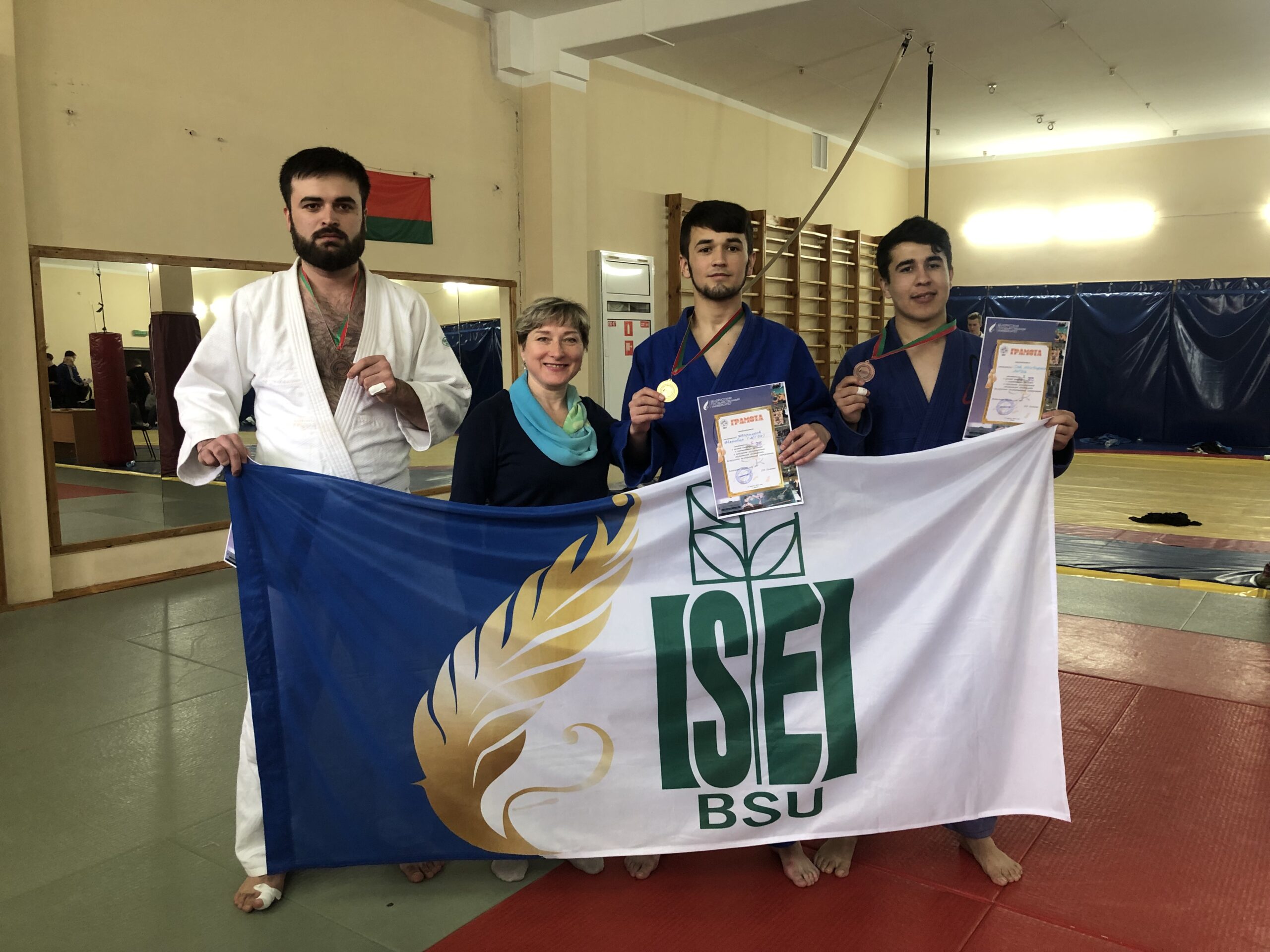 УСПЕШНОЕ ВЫСТУПЛЕНИЕ НАШИХ СТУДЕНТОВ  В СОРЕВНОВАНИЯХ ПО ДЗЮДО!