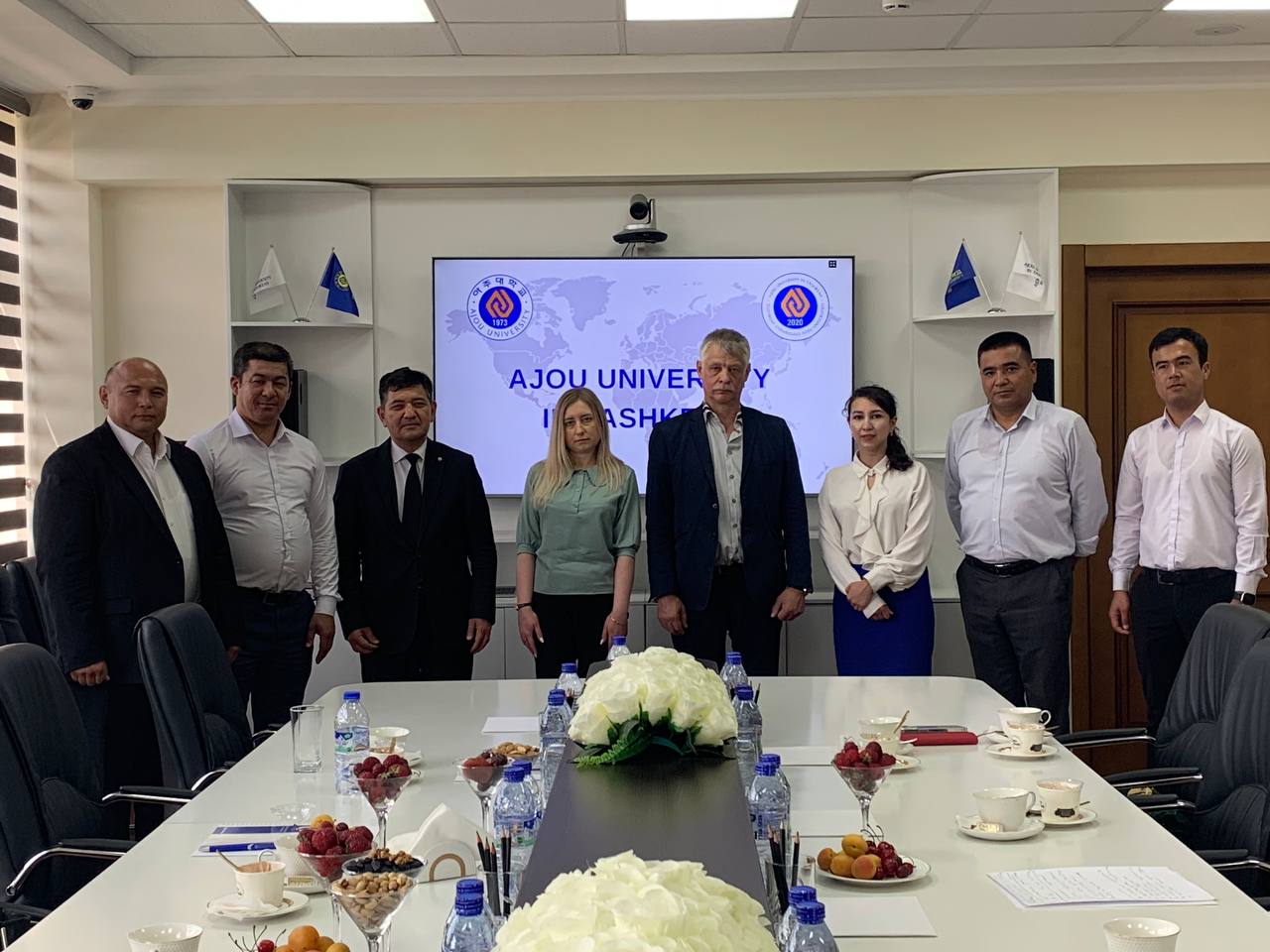Встреча руководства института с представителями Университета Аджу