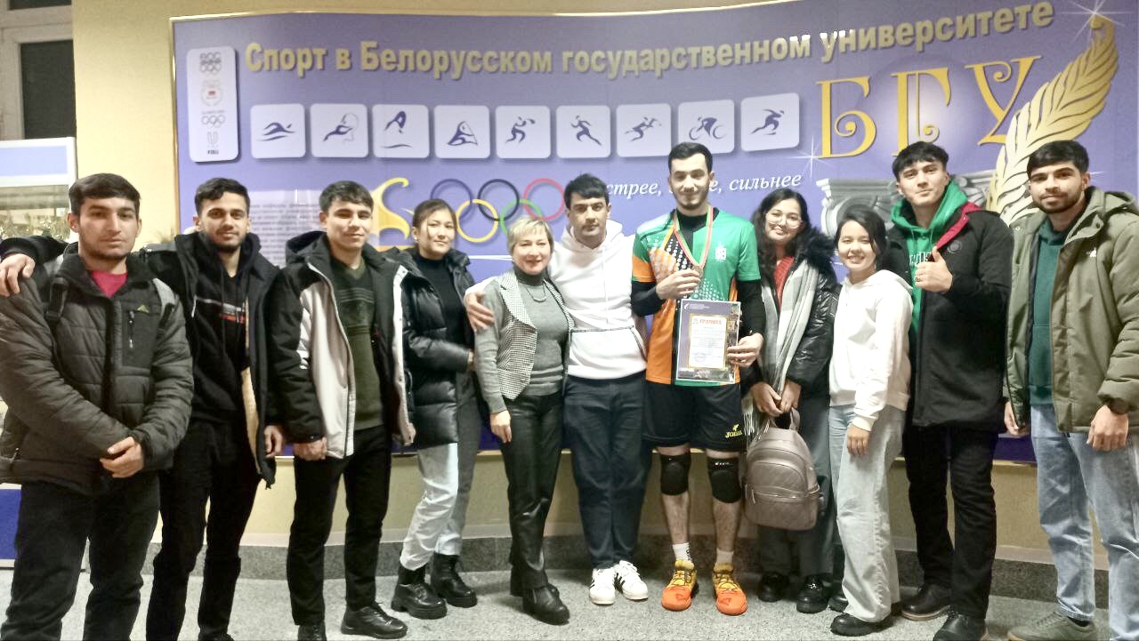 ПОЗДРАВЛЯЕМ МУЖСКУЮ СБОРНУЮ ПО ВОЛЕЙБОЛУ ПОЗДРАВЛЯЕМ МУЖСКУЮ СБОРНУЮ ПО ВОЛЕЙБОЛУ