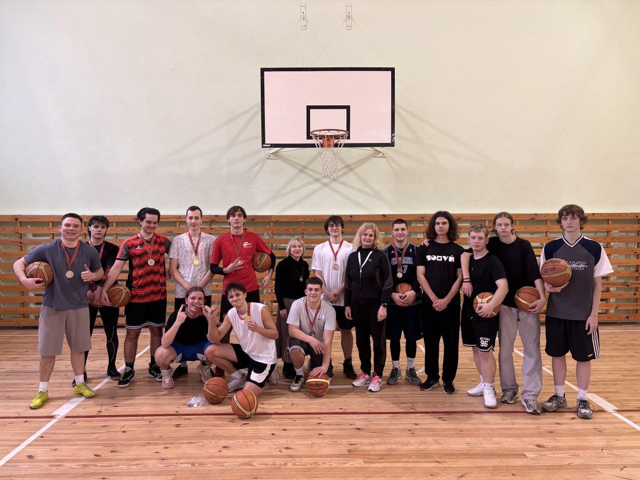 Соревнования по баскетболу 3×3 завершились в МГЭИ им. А.Д.Сахарова БГУ Соревнования по баскетболу 3×3 завершились в МГЭИ им. А.Д.Сахарова БГУ