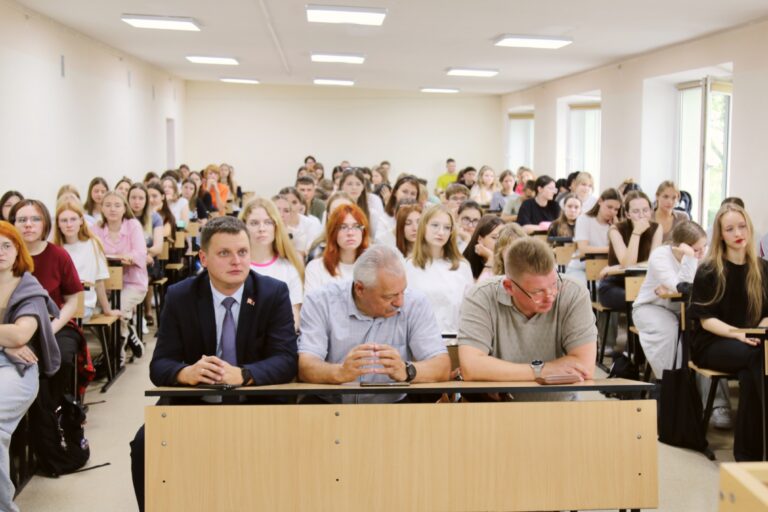 {"remix_data":[],"remix_entry_point":"challenges","source_tags":["local"],"origin":"unknown","total_draw_time":0,"total_draw_actions":0,"layers_used":0,"brushes_used":0,"photos_added":0,"total_editor_actions":{},"tools_used":{},"is_sticker":false,"edited_since_last_sticker_save":false,"containsFTESticker":false}