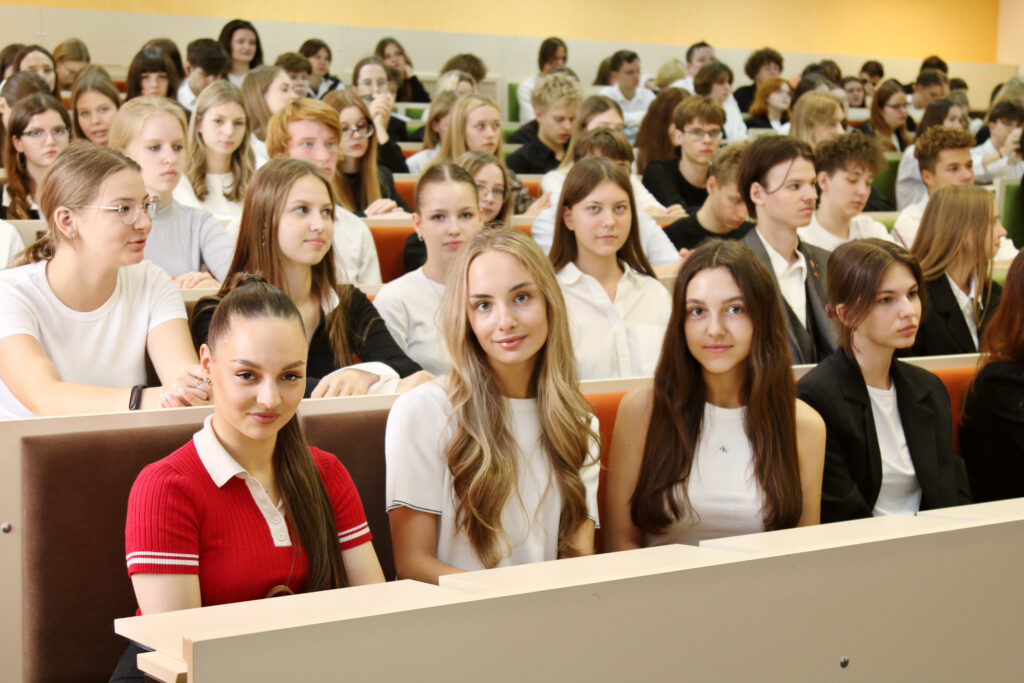 студенты5