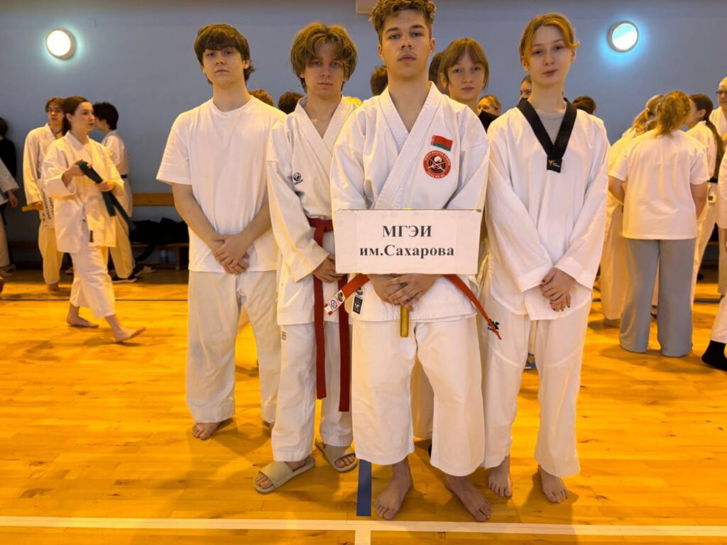 photo_5269741997239504270_y